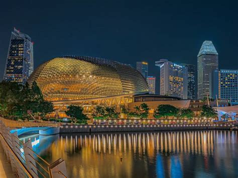 26 Best Singapore Attractions To Visit For Tourists and Locals .